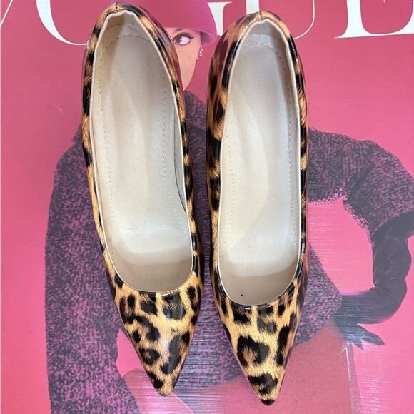 New Leopard & Gold Patent Leather Heels Size 41 (9-9.5) - Picture 8 of 9